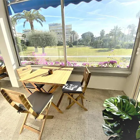 Viva Riviera Sunny 3 Bedrooms 2 Bathrooms Croisette